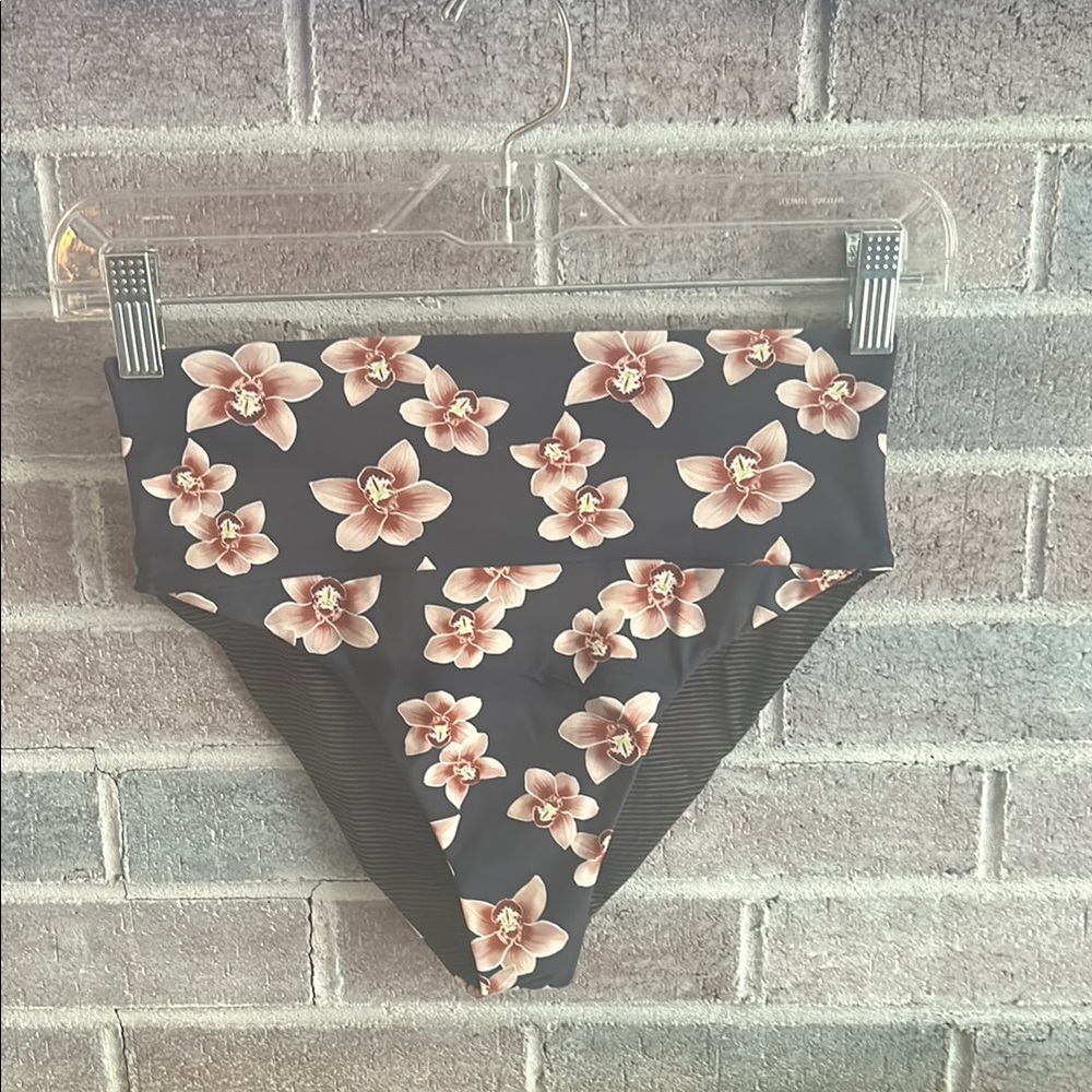 Acacia Swimwear Echo Bottom in Isle